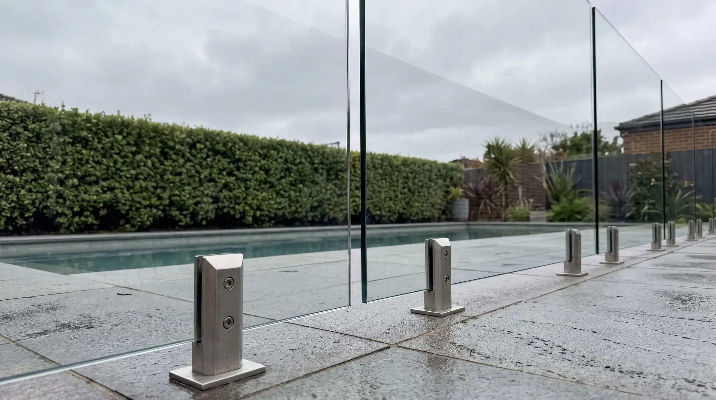 Glass balustrade and pool fencing cleaning